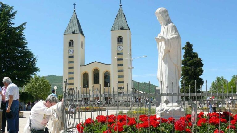 SANTUARIOS MARIANOS CON MEDJUGORJE 01OCT